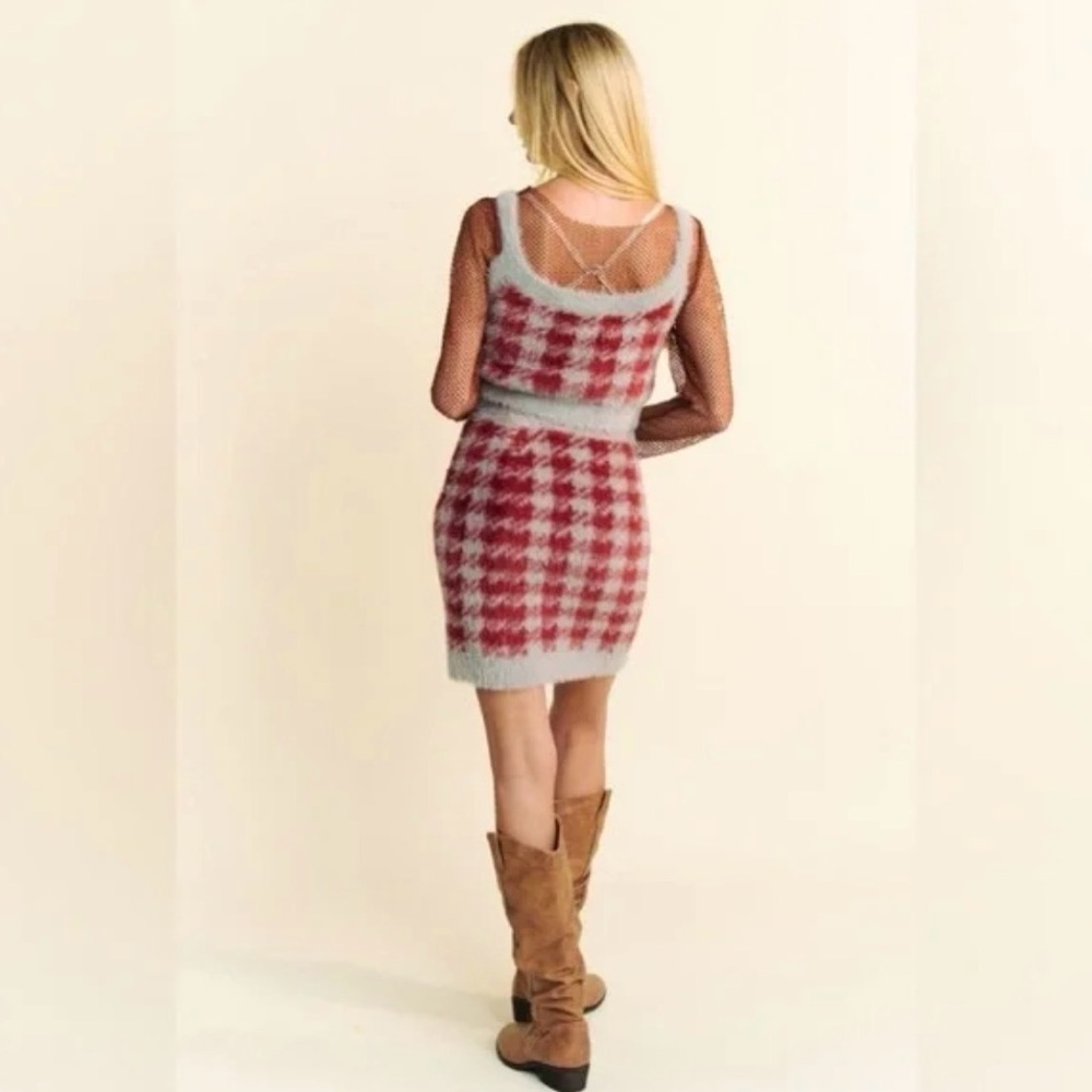 2 pc set rust red & gray houndstooth fuzzy pattern top & skirt by Davi & Dani​